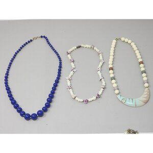 3 Vintage‎ Costume Necklaces Shell/Blue Beaded/Choker